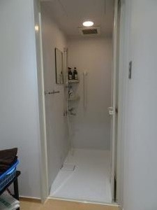 シャワー室
